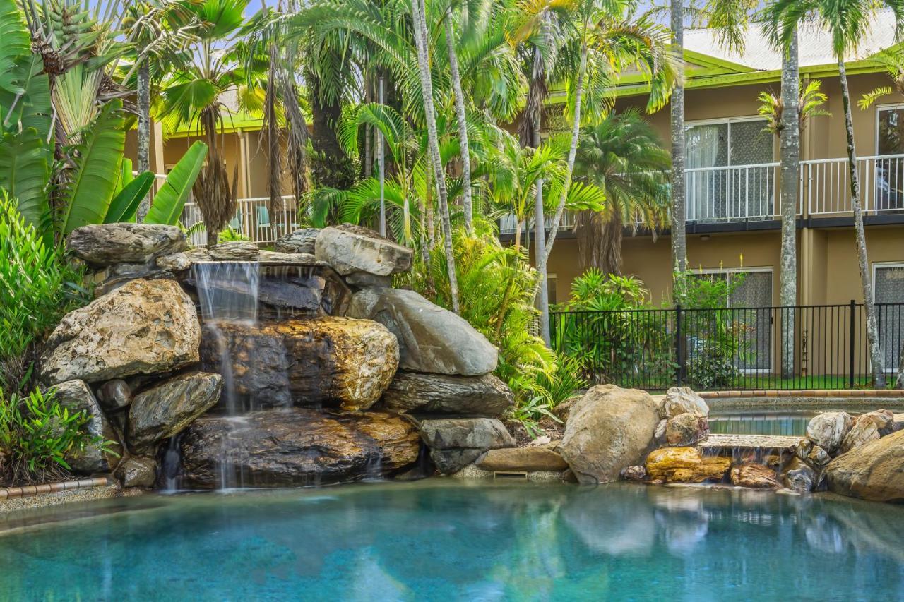 Hotel Tropiq Cairns Exterior photo