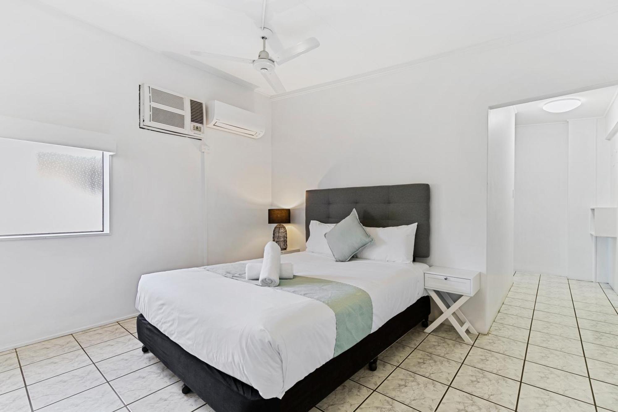 Hotel Tropiq Cairns Exterior photo